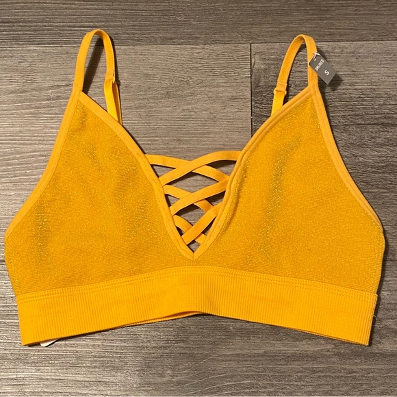 PINK Victoria's Secret Other - NWT VICTORIA SECERT BRALETTE